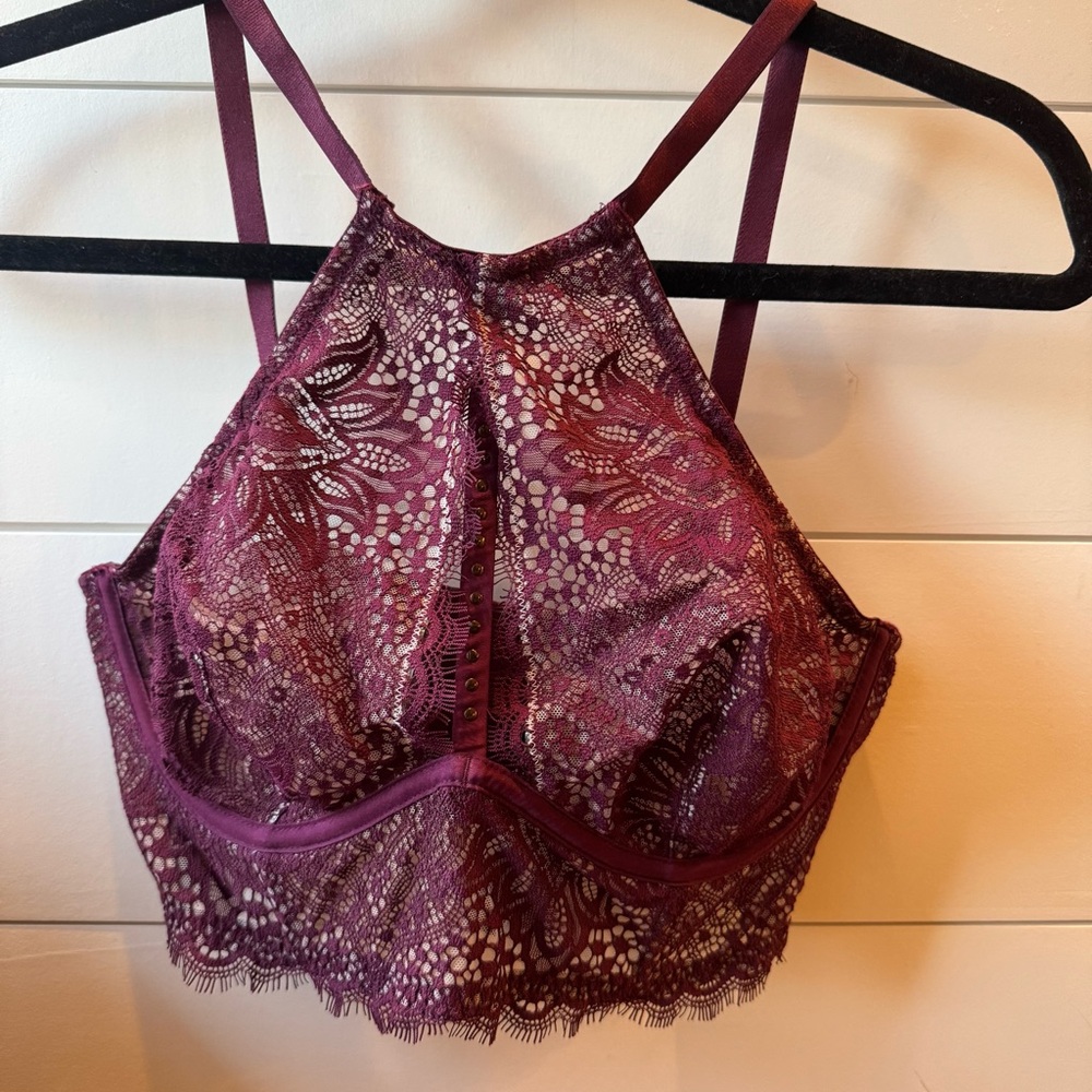 Victoria’s Secret maroon lace bra, 36C, labled “Very Sexy”